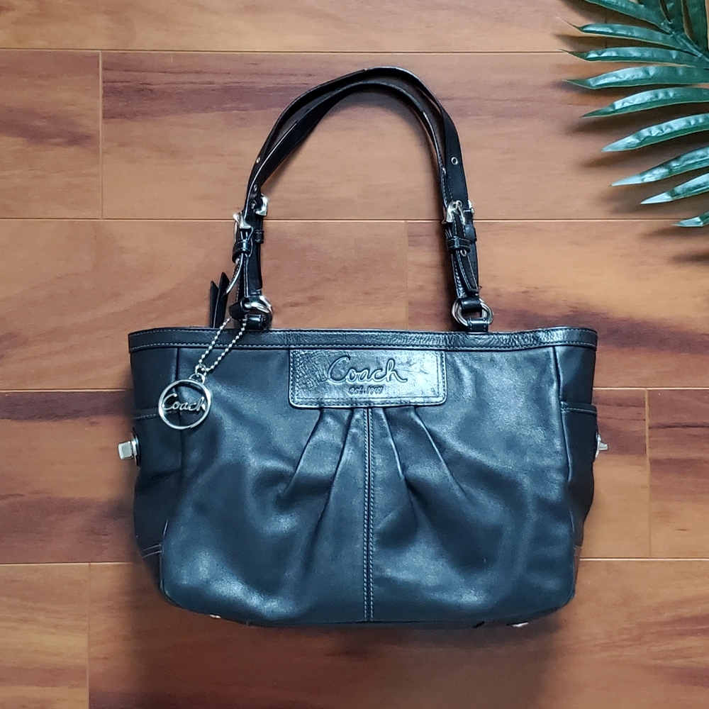 Coach East West Gallery Tote Black Leather Purse
